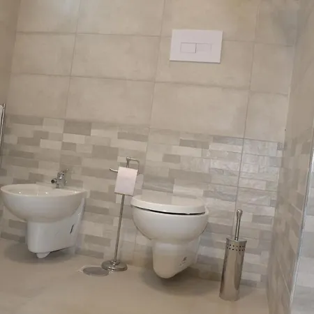 Le Ginestre Apartment